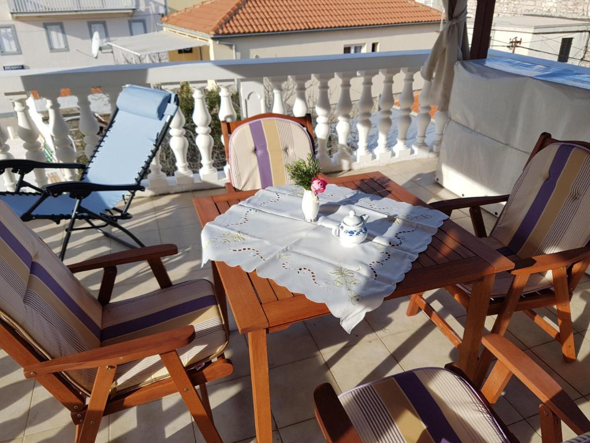 Apartment Studio Apartman Jezera